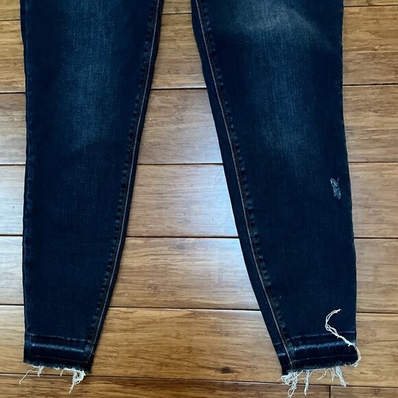 Spanx Women's Distressed Skinny Blue Jeans Size M - Picture 9 of 12